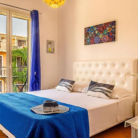 Mari E Amuri * جيارديني ناكسوس